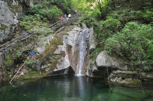 原始森林、泉水叮咚、谷深幽静，河南这9个绝美秘境最适合全家游，端午节带孩子走起