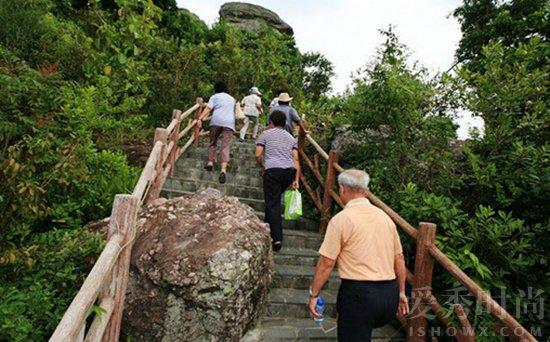 “重阳节”是什么意思?重阳节的习俗有哪些?