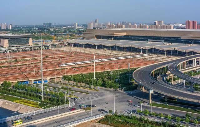 郑州高架、高铁、地铁开挂建设！明年的郑州你要刮目相看了！