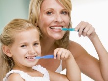 刷牙有八大误区 口腔医生推荐巴氏刷牙法