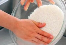 一碗淘米水的10种妙用，很实用！