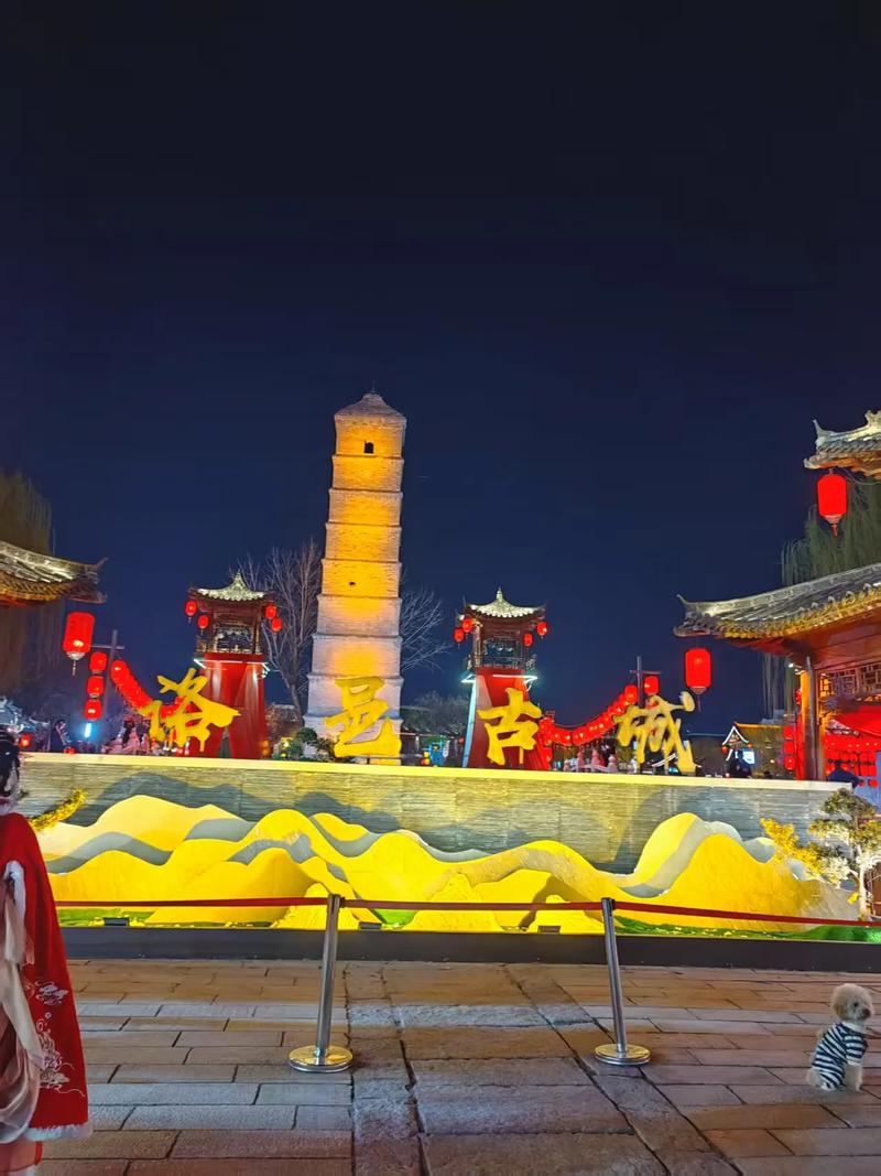 【洛阳旅游】洛阳免费宝藏地｜洛邑古城汉服夜游全攻略